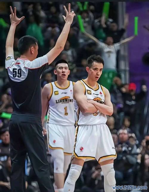赵继伟缺席辽宁不敌青岛 杨瀚森17+9付豪贡献13分